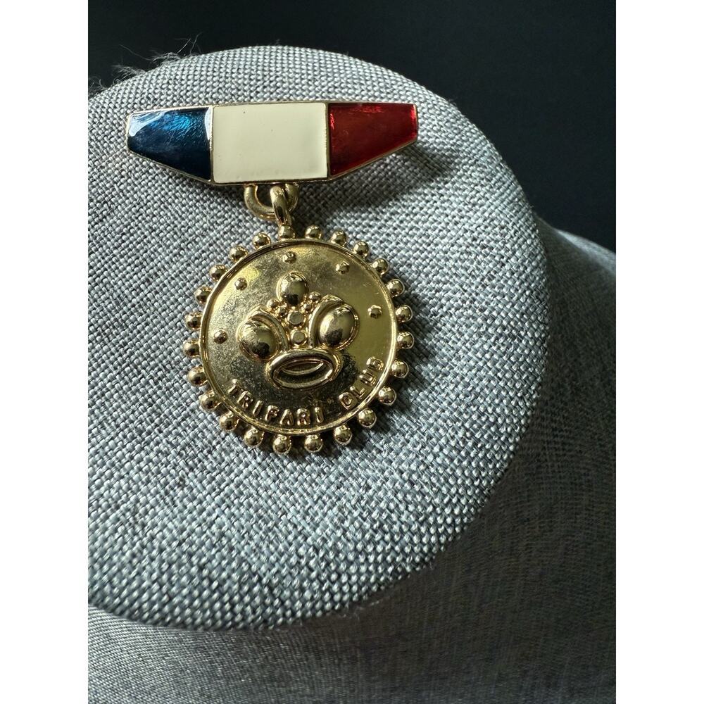 Vintage Trifari Brooch Club Metal Enamel Pin Red White Blue Career Gold Tone